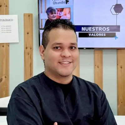 Auxiliar de clínica Brandon